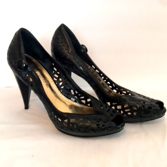 Vince Camuto black cut out heels - Picture 2 of 4